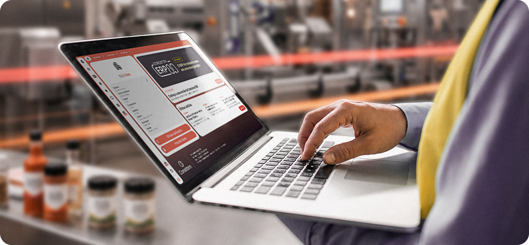 Plataforma Consistem Clara OS integrada ao ERP exibindo fluxos de governança e agentes de inteligência artificial na indústria.